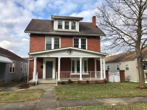 2744 Emmons Ave, Huntington, WV 25702-1126