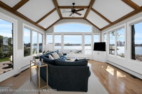 146 Conover Ln, Tinton Falls NJ 07701-6213 exterior