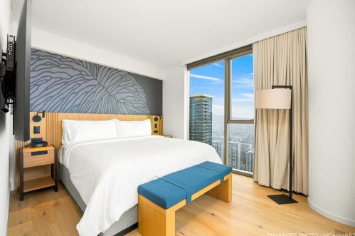 1390 Kapiolani Blvd, Honolulu HI  96814-3620 exterior