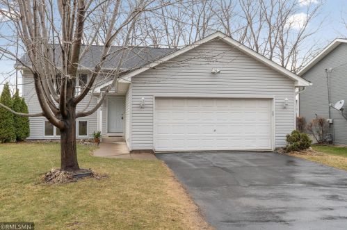 1055 10th Ave, Newport, MN 55055-1764