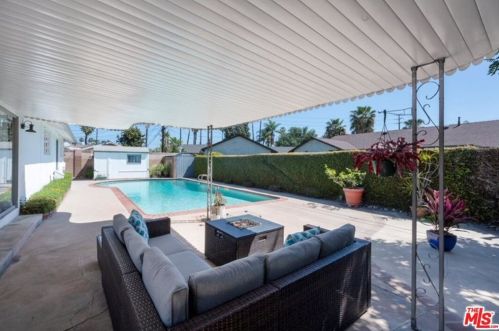 1520 Harle Pl, Anaheim CA  92802-2510 exterior