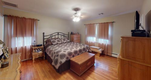 10 Sturgis Rd, Lavallette NJ 08735-2843 exterior