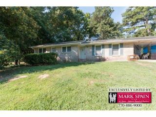 383 Greenleaf Ct, Lilburn, GA 30047-5910