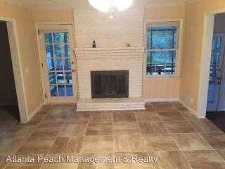 1210 Pine Knoll Ln, Conyers GA  30013-1246 exterior