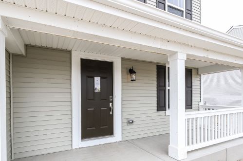 6607 Hadrian Dr, Joliet, IL 60431-5403