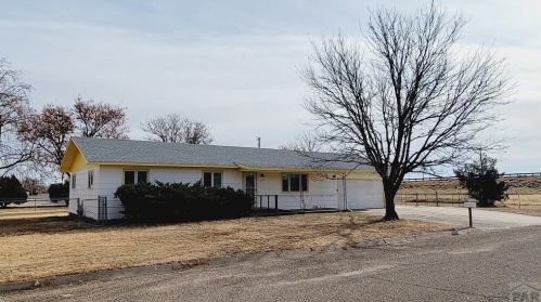 660 Mcbride Ave, Fort Lyon, CO 81054-1523