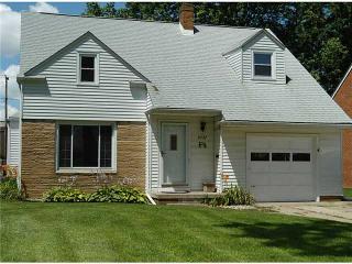 5737 Saint Clement Ct, Toledo OH  43613-2015 exterior