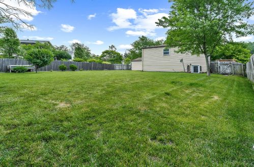 353 Tarrington Way, Lemont IL  60440-2215 exterior