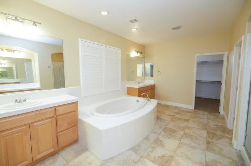 636 Stetson Dr, Valley Home CA  95361-8691 exterior