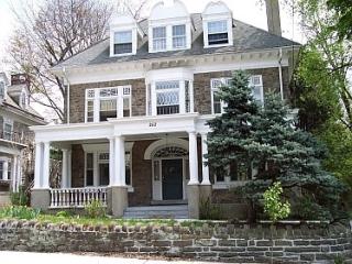 250 Harvey St, Philadelphia PA  19144-3321 exterior