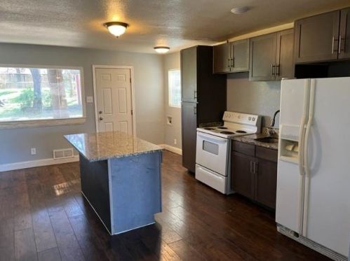 2221 Sturges Dr, Fort Worth TX  76112-3815 exterior