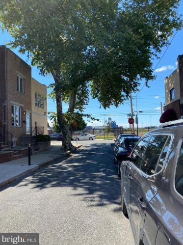 2841 Alder St, Philadelphia, PA 19148-4910