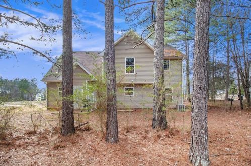 125 Edison Dr, Stockbridge GA  30281-2761 exterior
