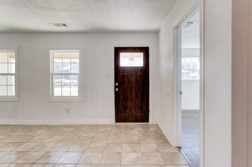 1817 Mccurdy St, Fort Worth TX  76104-5912 exterior