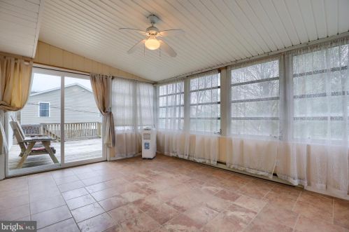 2860 Southwick Dr, Lancaster PA  17601-3549 exterior