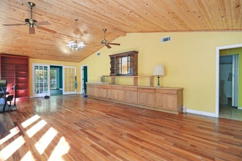 132 Indigo Dr, Ellijay, GA 30540-5878