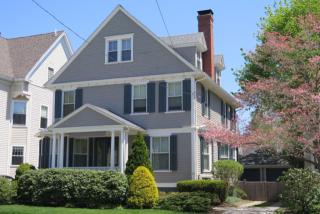 73 Taber Ave, Providence, RI 02906-4127