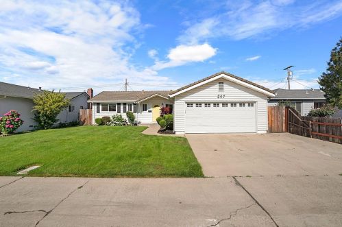 847 California St, Lodi, CA 95240-1048