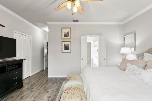 5037 Byers Ave, Fort Worth TX  76107-4129 exterior