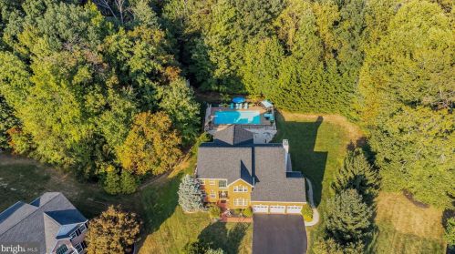 2318 Queensbury Dr, Fallston MD  21047-2928 exterior