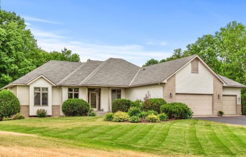 21448 Pointe Dr, Otsego, MN 55374-9364