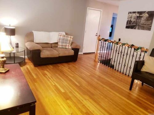 1250 Perdiz Ln, Fenton, MO 63026-3604