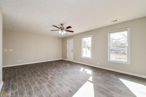 1209 Claywill Cir, Monroe GA  30655-5215 exterior