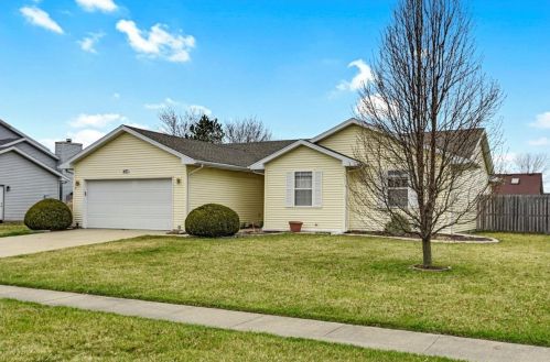 605 Chestnut Dr, Saint Joseph, IL 61873-9469