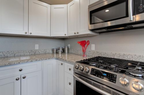 10101 9 Dr, Aurora CO 80215-5766 exterior