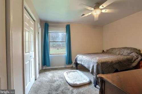 332 Bonnybrook Rd, Carlisle PA  17015-9290 exterior