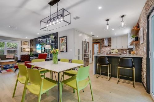 5707 Fairlane Dr, Austin TX  78757-4412 exterior