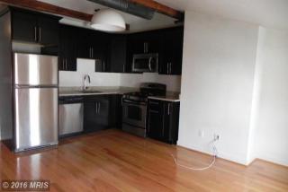 905 Light St, Baltimore MD  21230-4015 exterior