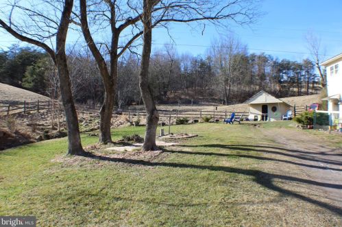 7167 Needmore Rd, Baker, WV 26801-8025