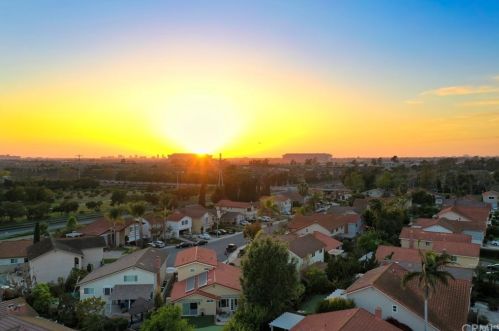 14912 Elm Ave, Irvine CA  92606-2611 exterior