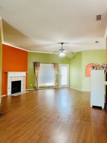 2704 Trent Trl, Fort Worth TX  76118-7705 exterior