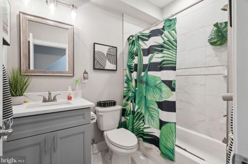 431 Berks St, Philadelphia PA 19131-3215 exterior