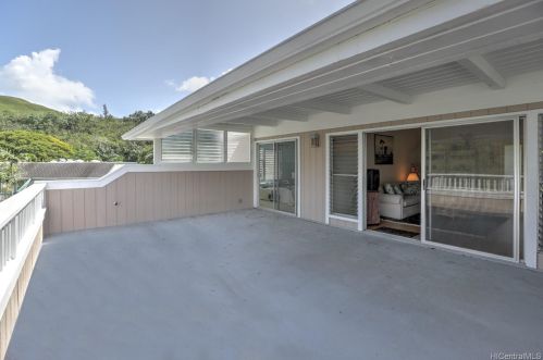 44-1732 Laha St, Kaneohe, HI 96744-2625