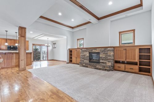 15604 Dunberry Way, Saint Paul MN  55124-7827 exterior