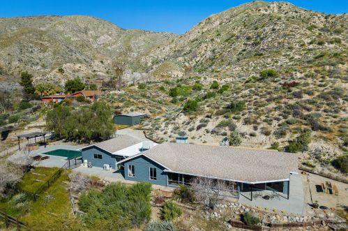 48889 Oak Dr, Morongo Valley, CA 92256-9168