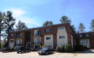 108 Capitol Hill Dr, Londonderry NH  03053-5413 exterior