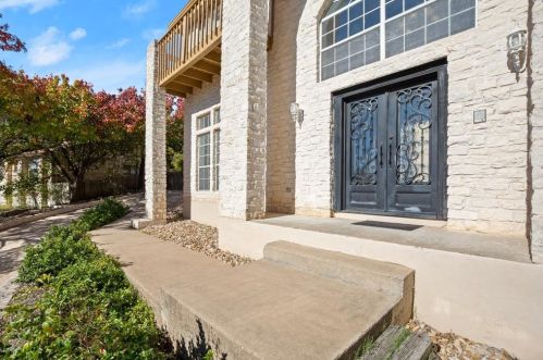 6108 Cape Coral Dr, Austin TX  78746-7213 exterior