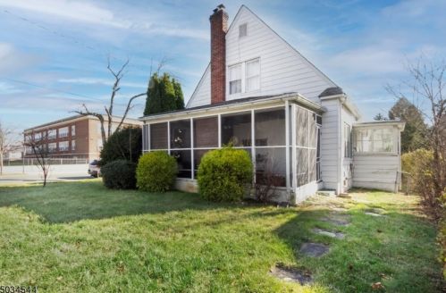 502 Madison St, Hackettstown NJ  07840-2118 exterior