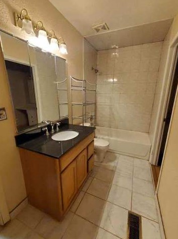 312 Lacrosse Dr, Lemont IL  60440-1829 exterior
