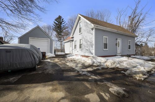 13 Stark Ave, Dover, NH 03820-4224