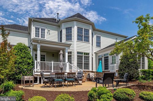 15747 Spyglass Hill Loop, Gainesville VA  20155-3239 exterior