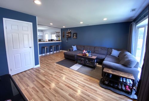 217 Natoma Ave, Addison, IL 60101-3505