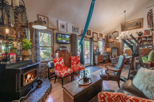 10664 Laburnham Cir, Truckee, CA 96161-1312