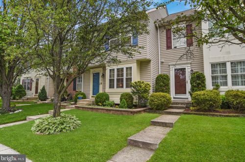 8121 Gray Stone Ln, Riviera Beach, MD 21122-3855