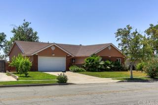 3781 Piedmont Dr, Highland, CA 92346-1951