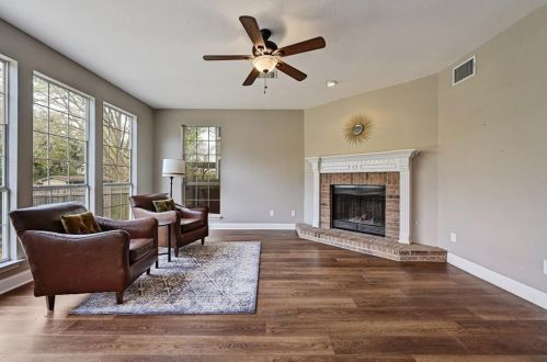 7811 Cheno Cortina Trl, Austin TX  78749-2717 exterior